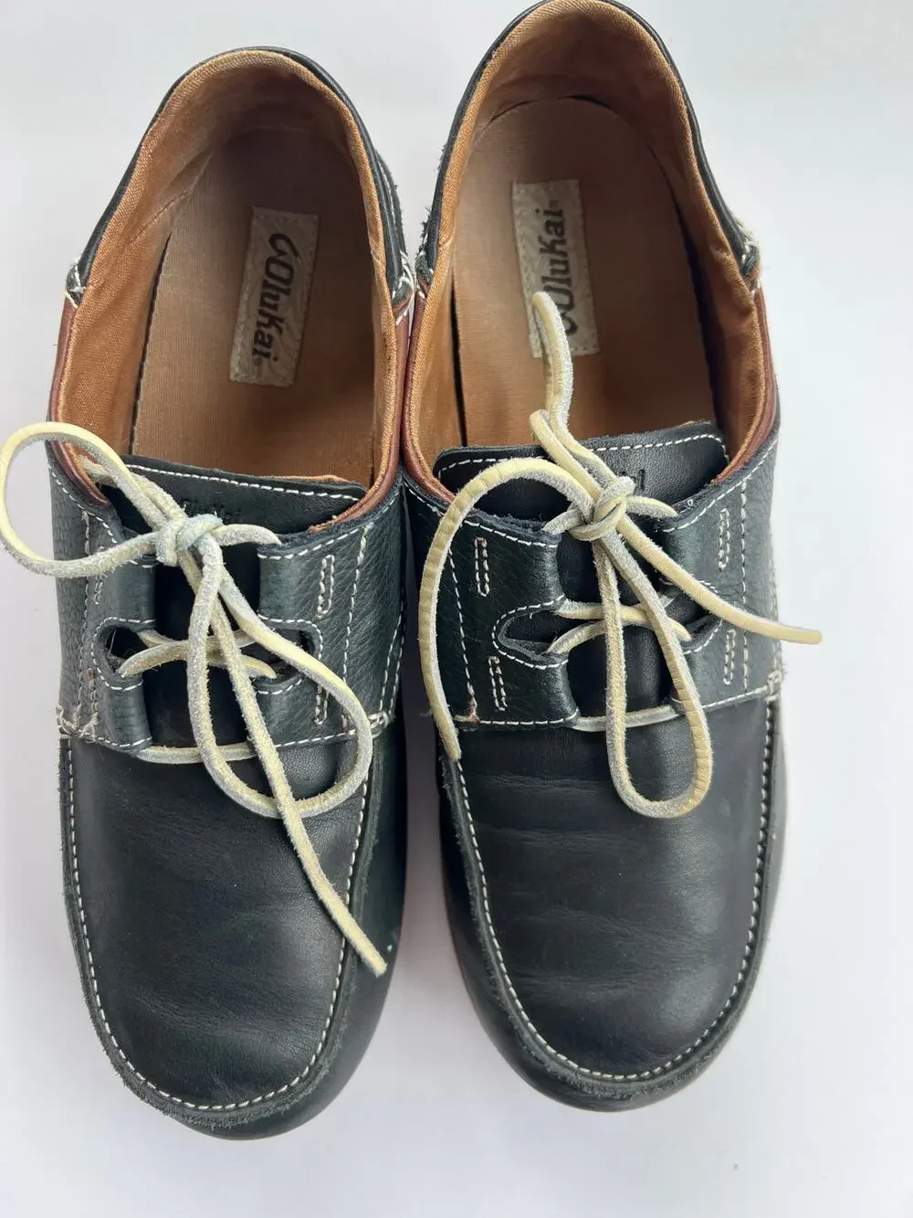 OluKai Moku Men's Black Leather Boat Shoes - Size 10.5 - Excellent Tread